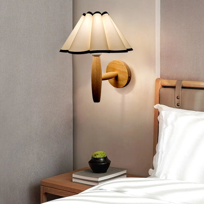 Plug-in Pleated Wall Lamp